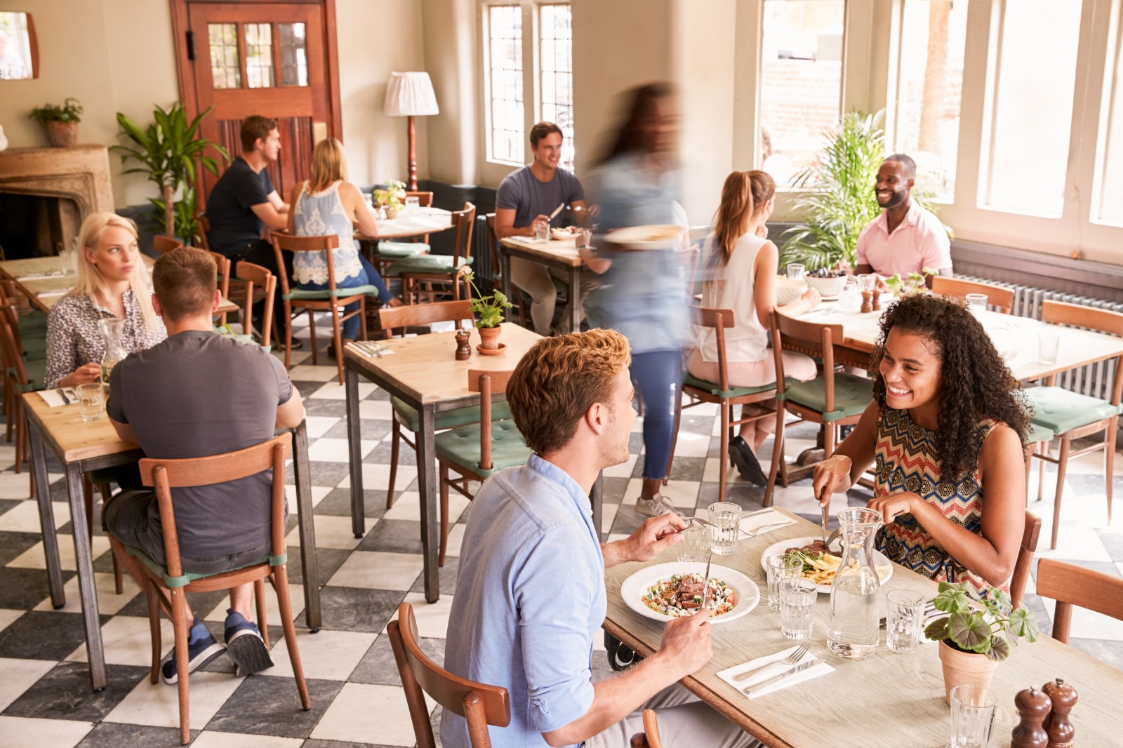 Le rôle des restaurants dans la vie sociale